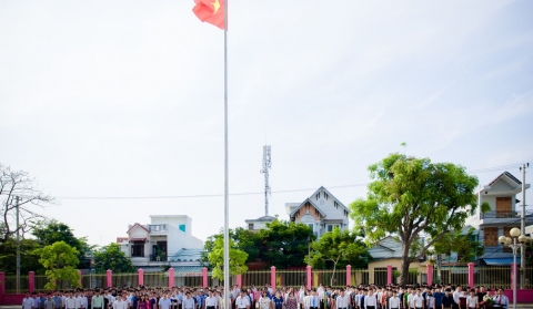 Chào cờ Tổ quốc và hát Quốc ca, nghi lễ thiêng liêng nét đẹp trong văn hóa học đường của Trường Cao Đẳng Giao Thông Vận Tải II