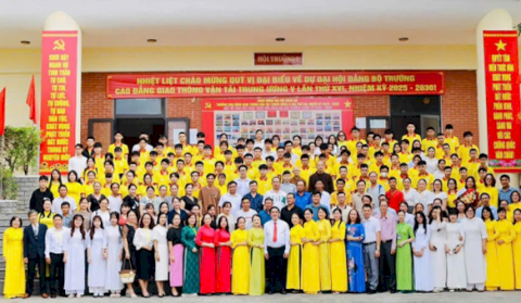 CHÚC MỪNG HỌC SINH HOÀN THÀNH CHƯƠNG TRÌNH “3 NĂM 2 BẰNG” VỚI KẾT QUẢ TỐT NGHIỆP THPT ĐÁNG TỰ HÀO TẠI TRƯỜNG CAO ĐẲNG GIAO THÔNG VẬN TẢI TRUNG ƯƠNG V